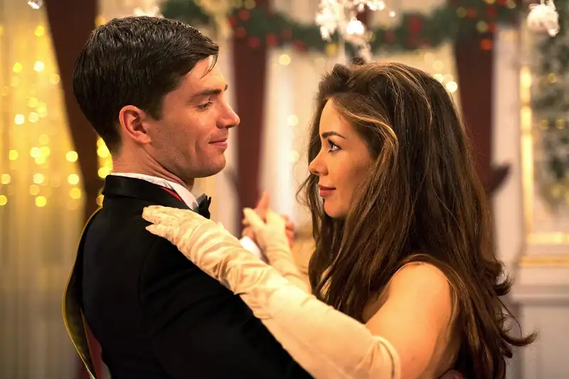 Picture Perfect Royal Christmas Screenshot 2