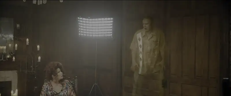 We Have a Ghost Screenshot 2