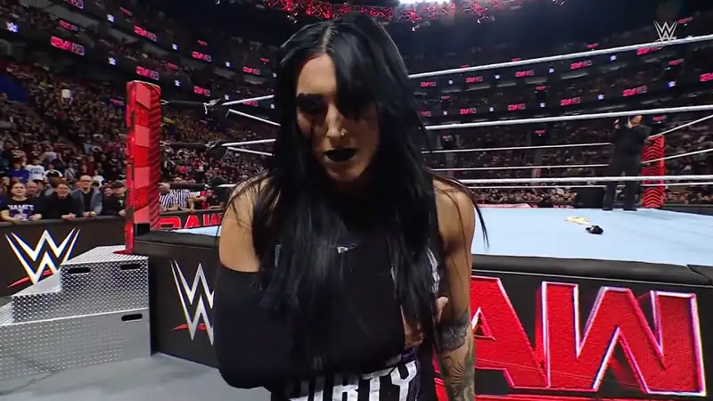 WWE Monday Night Raw – 15th April Screenshot 1
