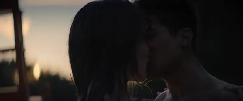Hello, Goodbye and Everything in Between Screenshot 6 Hello, Goodbye and Everything in Between Screenshot 6