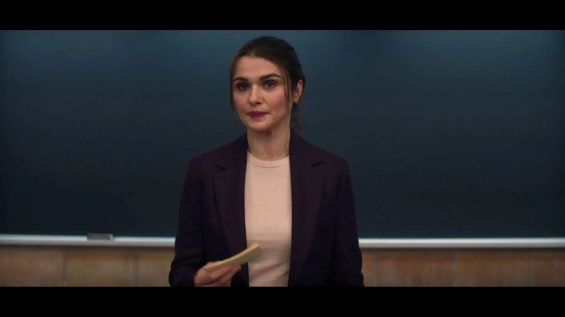Download Vladimir (2026) Season 1 NetFlix Series | Dual Audio {Hindi English} Complete 480p | 720p | 1080p WEB DL 5 Vladimir Screenshot 4