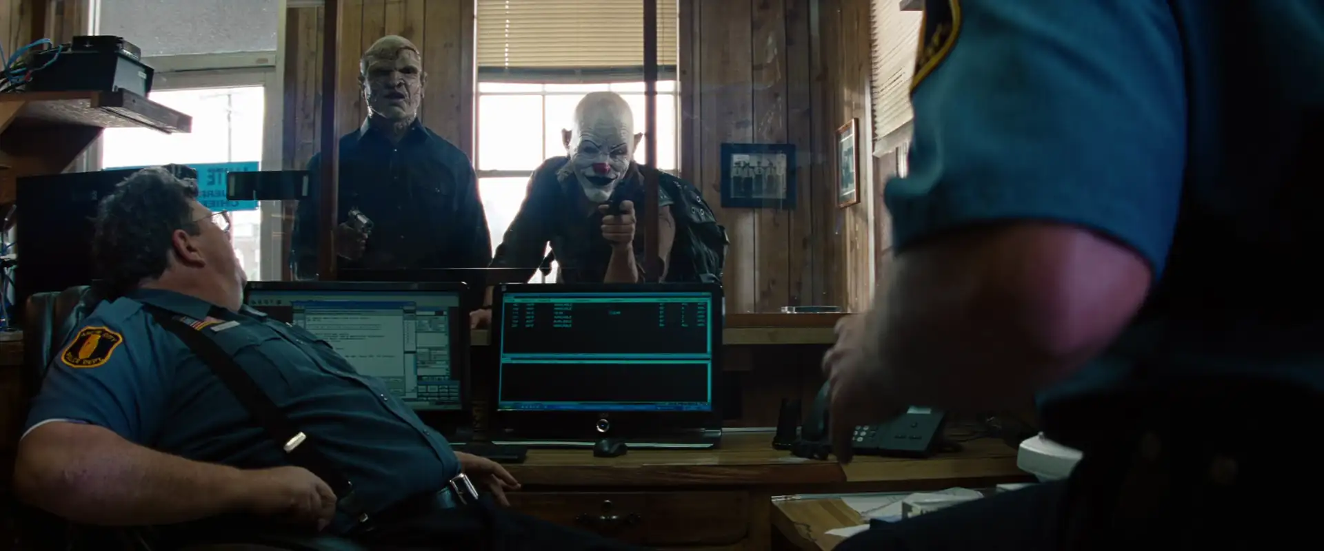 2 Guns Screenshot 1