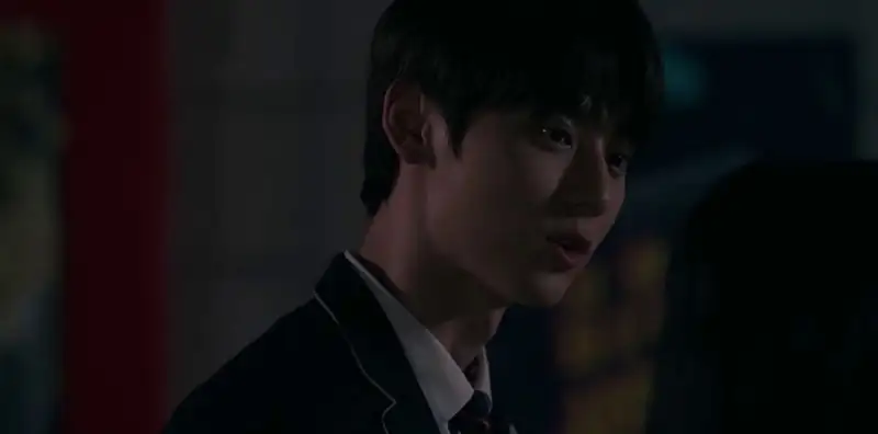 Live On Screenshot 4
