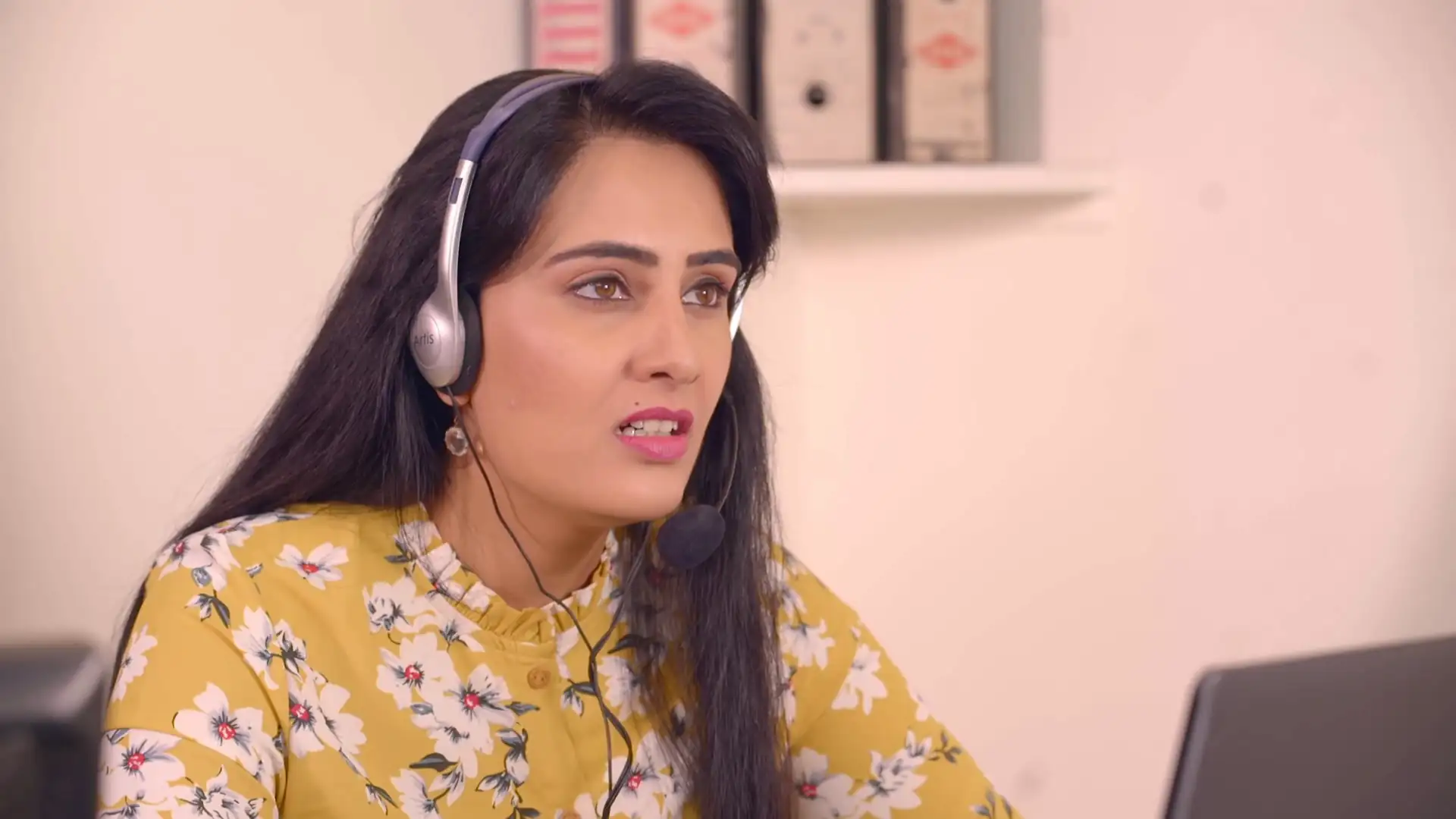 Sanam Hotline Screenshot 1