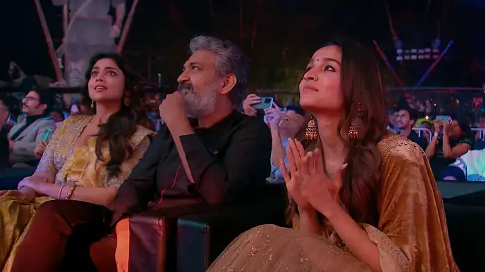 New Year Celebrations With RRR Screenshot 2