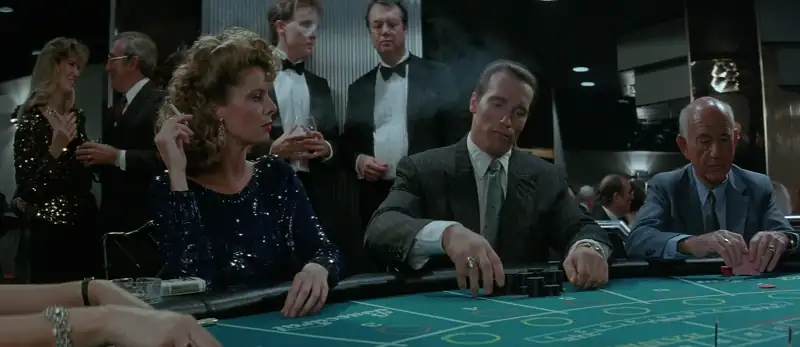 Raw Deal Screenshot 1