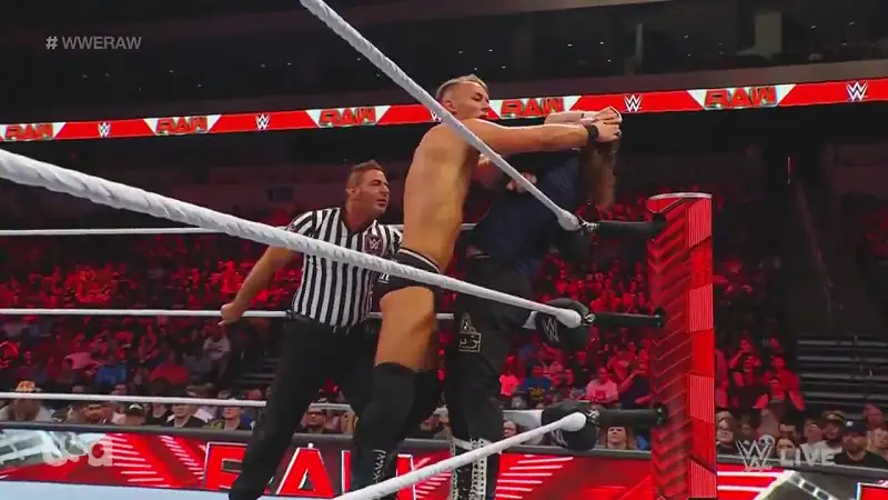 WWE Monday Night Raw – 12th June Screenshot 3