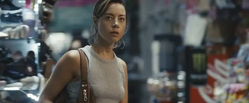 Emily the Criminal Screenshot 1