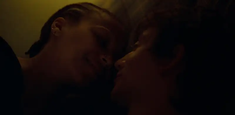 Black Mirror Screenshot 2