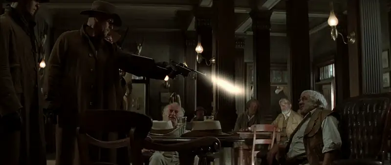 League of Extraordinary Gentlemen Screenshot 1