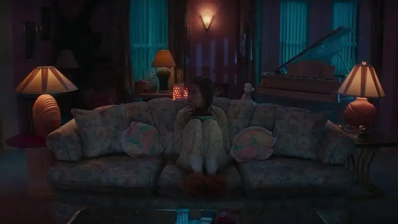Lisa Frankenstein Screenshot 2
