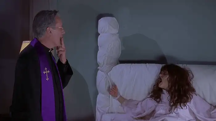 Scary Movie 2 Screenshot 1
