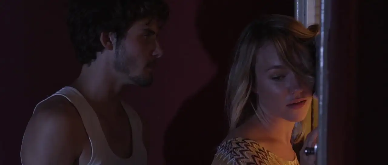Burning Kiss Screenshot 2