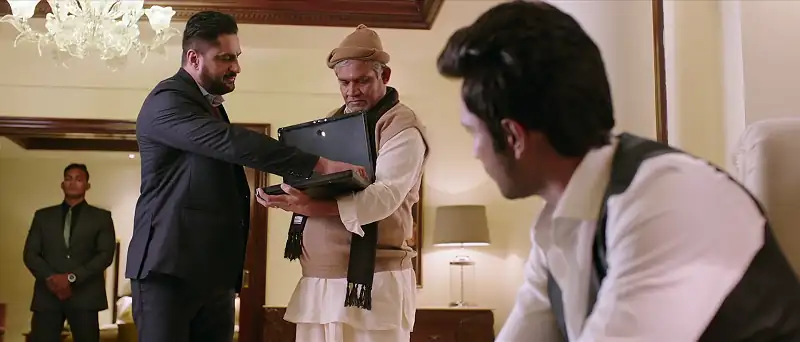Yevadu 3 – Agnyaathavaasi Screenshot 6
