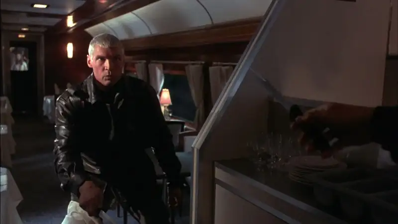 Under Siege 2: Dark Territory Screenshot 5 Under Siege 2: Dark Territory Screenshot 5