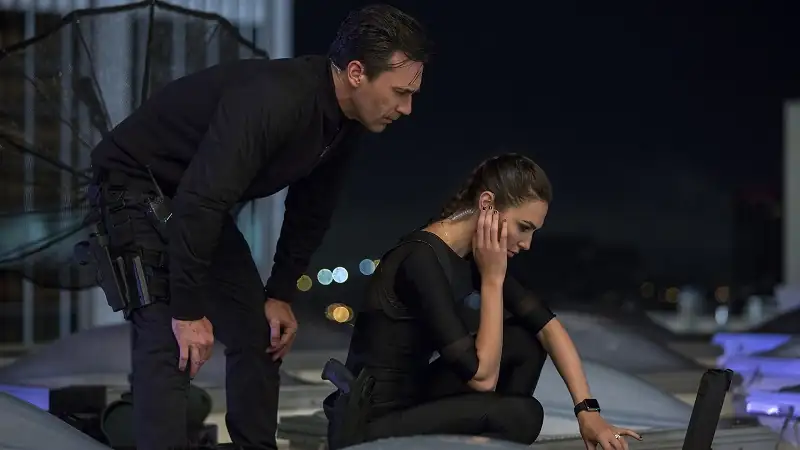 Keeping Up with the Joneses Screenshot 4