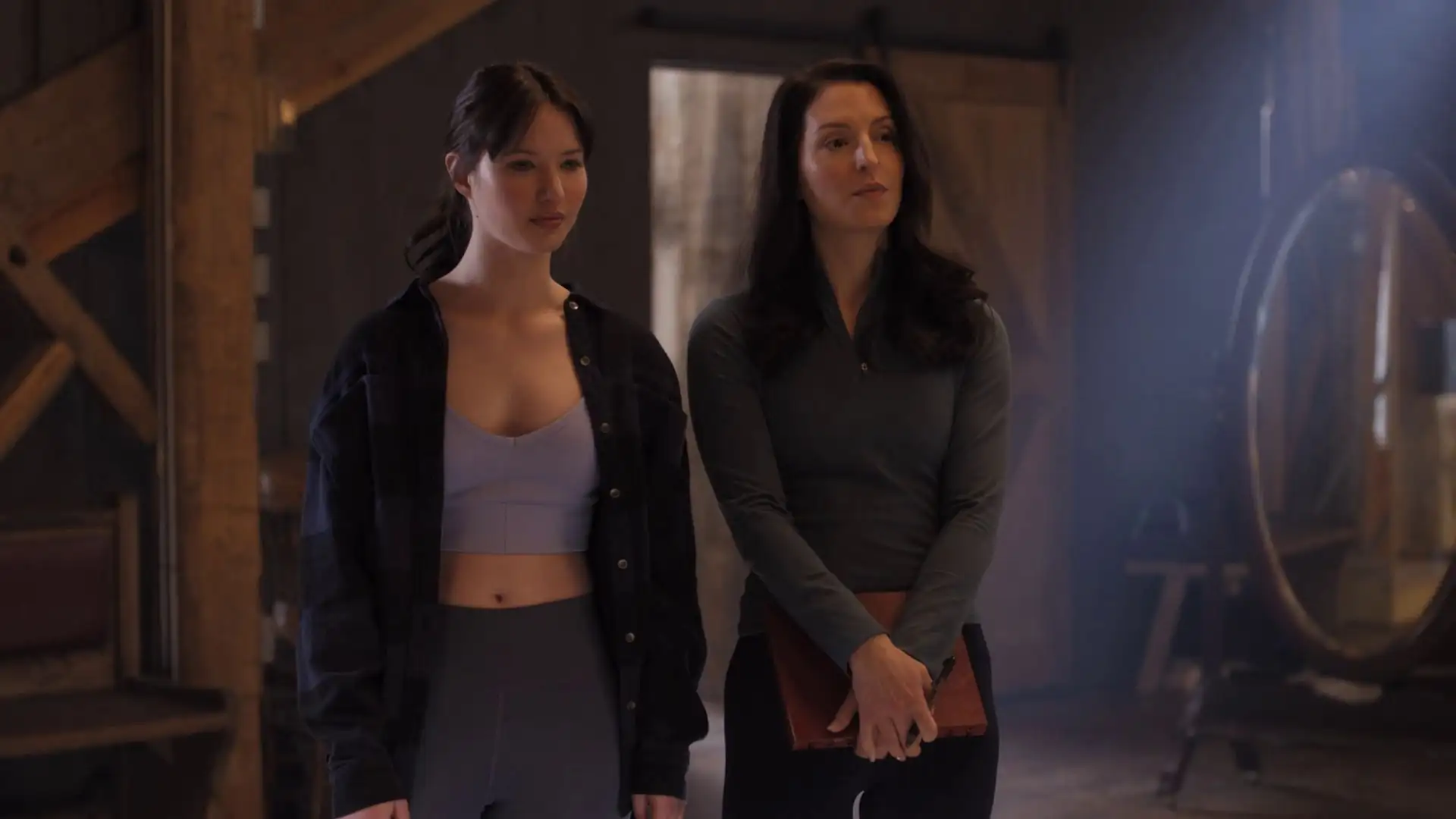 Download Finding Her Edge (2026) Season 1 Dual Audio {Hindi English} NetFlix Series 480p | 720p | 1080p WEB DL 2 Finding Her Edge Screenshot 1