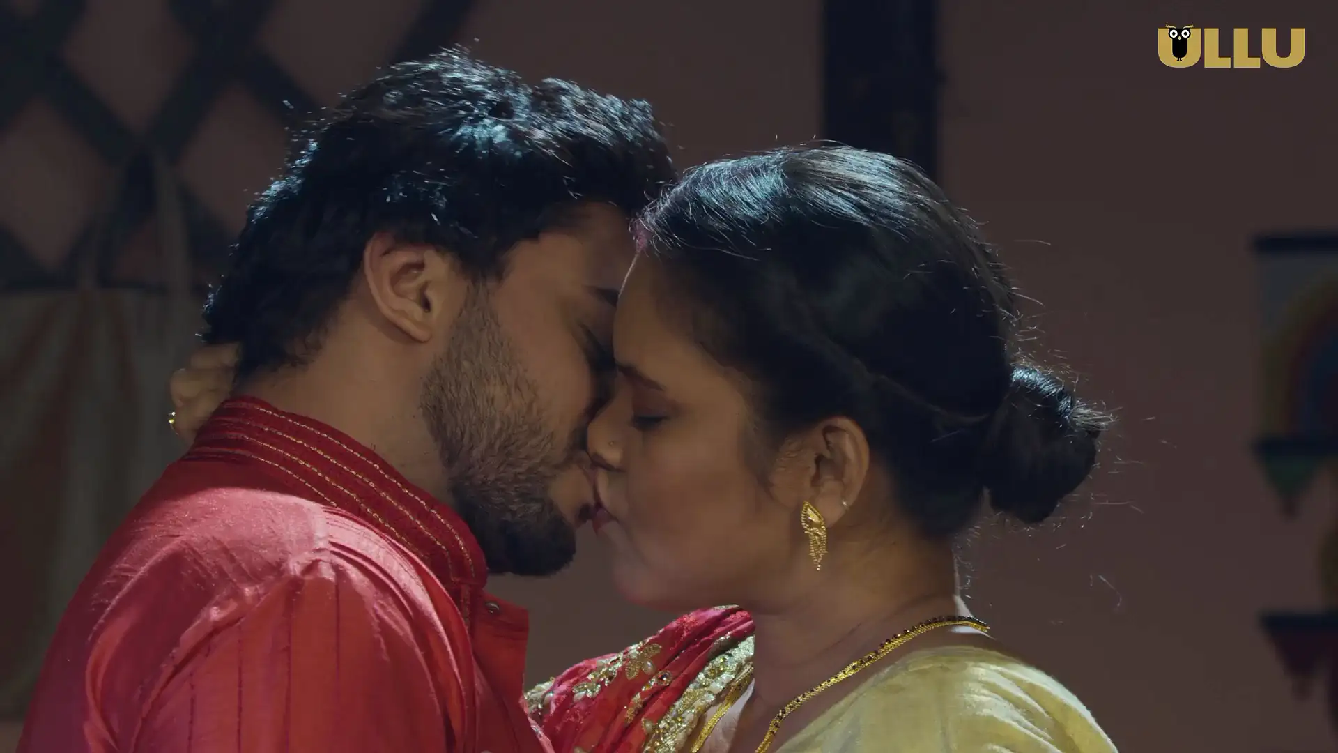 Charmsukh: Maa Devrani Beti Jethani Part 2 Screenshot 4