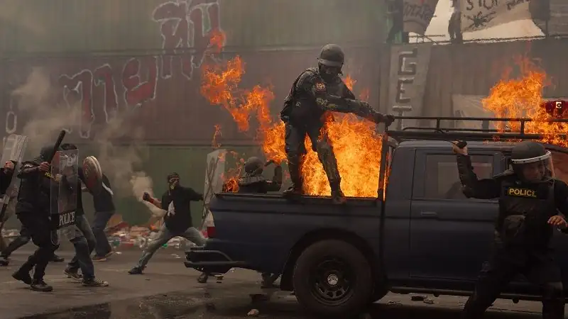 Bangkok Breaking: Heaven and Hell बैंकॉक ब्रेकिंग़ Screenshot 1