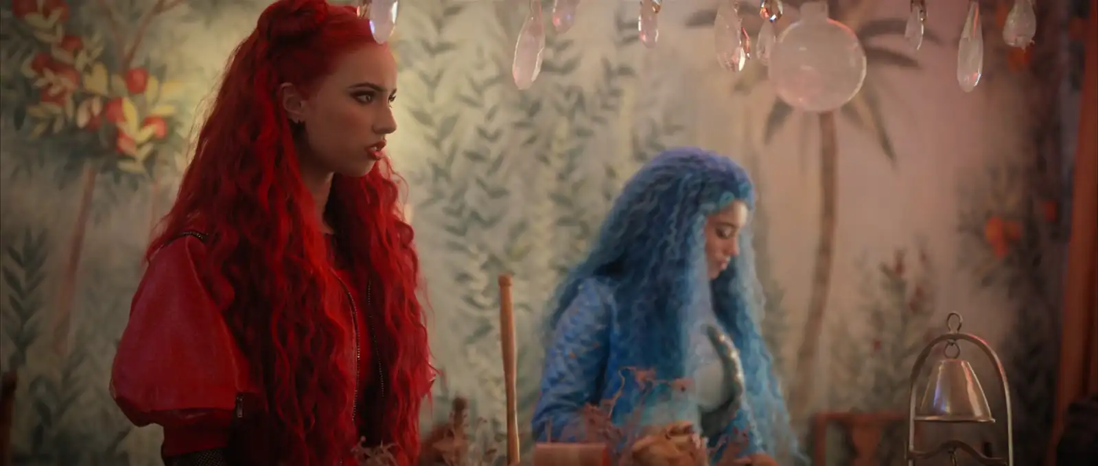 Descendants: The Rise of Red Screenshot 2 Descendants: The Rise of Red Screenshot 2