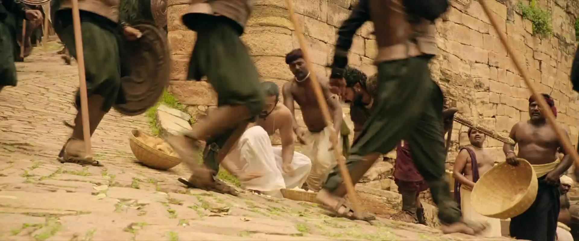 Ponniyin Selvan: Part I Screenshot 3