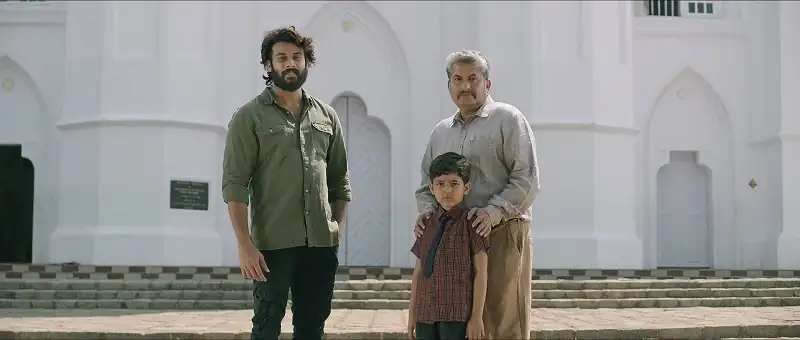 Abrahaminte Santhathikal (Babbar The Police) Screenshot 4
