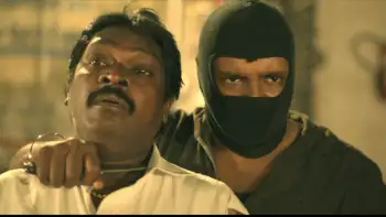 Theethum Nandrum Screenshot 1