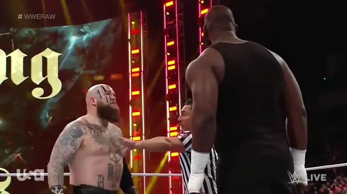 WWE Monday Night Raw 28th March Screenshot 3