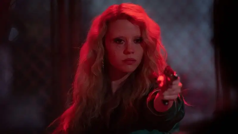 MaXXXine Screenshot 6