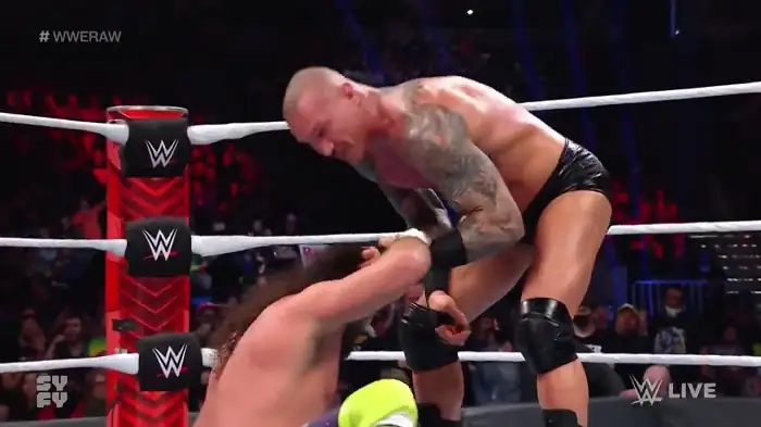 WWE Monday Night Raw 7th February Screenshot 4