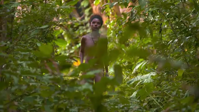 Naked and Afraid of Love Screenshot 2