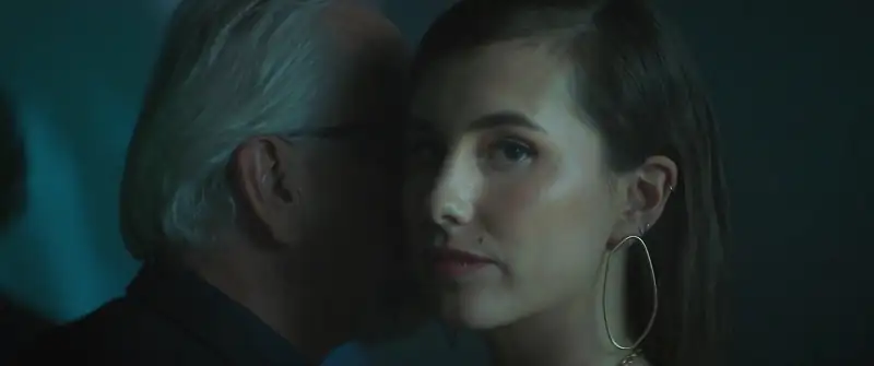 Inside Screenshot 4