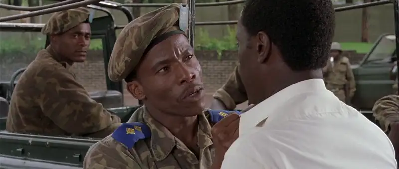 Hotel Rwanda Screenshot 4