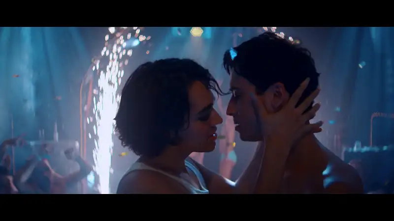 Glamorous Screenshot 1