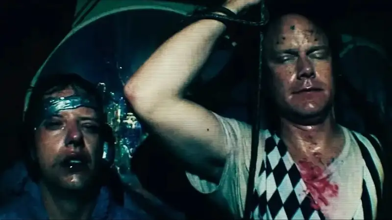 Monster Inside: America’s Most Extreme Haunted House Screenshot 1