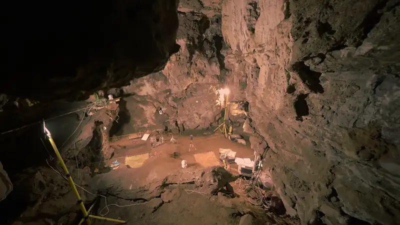 Unknown: Cave of Bones Screenshot 1